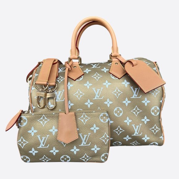 Louis Vuitton Handbags - Louis Vuitton Gold Monogram P9 Speedy 30